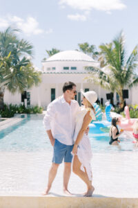 2023_HarbourIslandWedding_BahamasWedding_DestinationWeddingPhotographer_BahamasWeddingPhotographer_PalmBeachWeddingPhotographer_ChristineMageePhotography_WelcomePoolParty_6